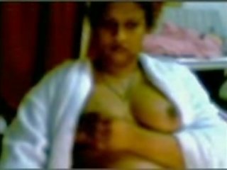 Chennai tante nu en sexe vidéo bavarder