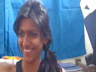 Non-nude le plus chaud indien école chéri sur webcam - desibate*